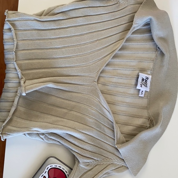 SOLD - Picture 2 of 7